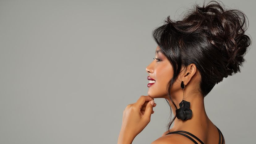 face-framing tendrils