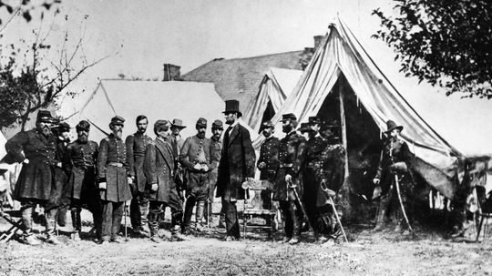 10 Biggest Civil War Battles With Death Tolls You Can't Imagine