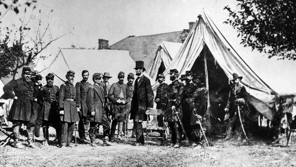 10 Biggest Civil War Battles With Death Tolls You Can't Imagine