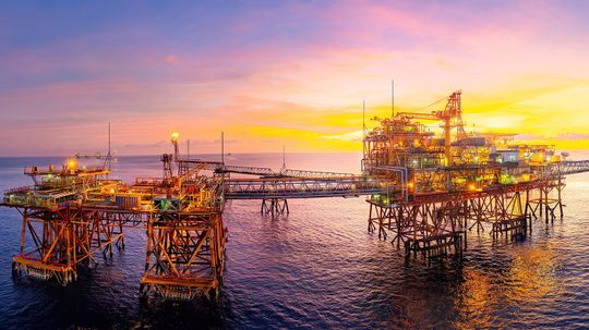 Where Is the Biggest Oil Rig in the World?