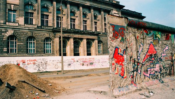 Why Did the Berlin Wall Fall?