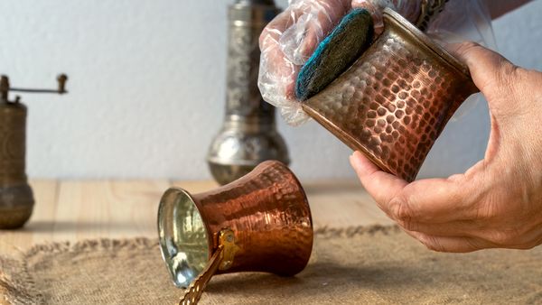How to Clean Copper With Lemon, Vinegar or Ketchup