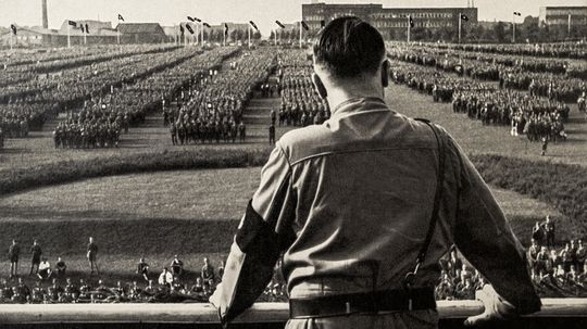 10 of the Worst People in History: A Leadership Hall of Infamy