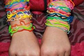 Dr. Manny: Silly Bandz Bracelet Trend May Be Dangerous for Kids