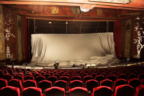 为什么有些IMAX屏幕看起来比其他的小?”class=