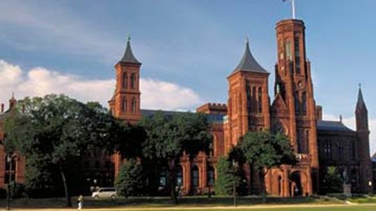 How the Smithsonian Institution Works