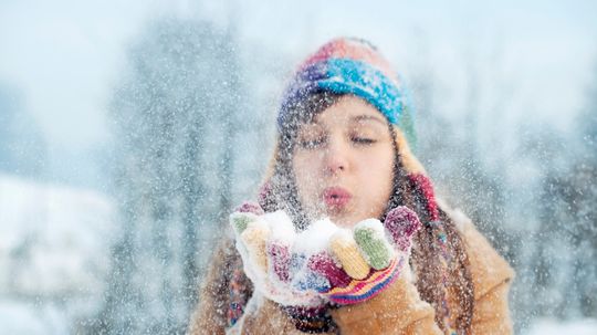 10 Science Experiments to Do in the Snow