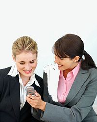 你的社交网络联系人可能让你成为一个资源来帮助你的朋友帮助自己事业的发展,。”border=