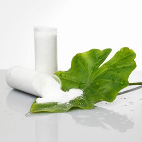 coconut bathsalt with leaf in a spa resort