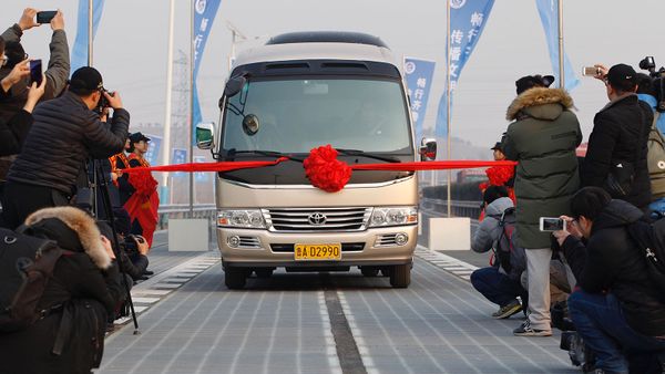 Solar roadway in China