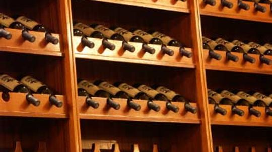 西班牙葡萄酒终极指南＂width=