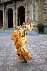 Today, most people refer to Andalusian dress as flamenco, and this traditional clothing is still popular.