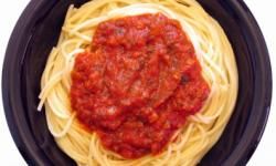 Follow these steps to remove spaghetti sauce and other food stains­.
