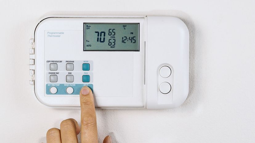 Setting the Thermostat Temperature to Low can be bad for you A/C