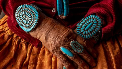 Green or Blue? The Best Turquoise Is More Valuable Than Diamonds - Vimarsana News