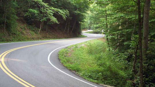 Tail of the Dragon, Plus 4 Other Roads That Are Wicked-fun to Drive