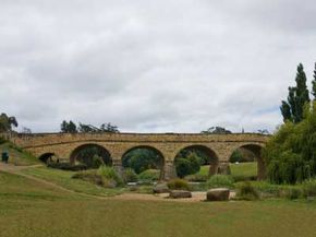 Richmond Bridge in the heart of Tasmanian wine country, Australia.