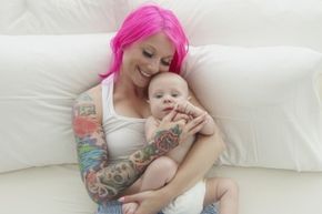 Breast-feeding moms can get tattoos, but there are some risks they should know about before they commit to getting inked.
