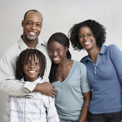 确保你知道你是否有资格获得劳务所得收入抵免在你完成你的回报。”width=