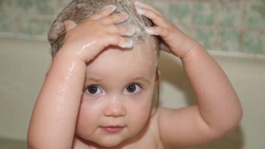 Why doesn't tear-free shampoo sting your eyes?