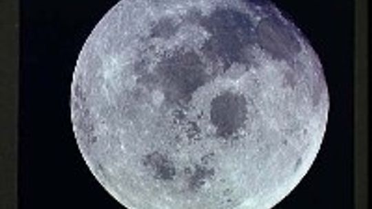 How can the moon generate electricity?