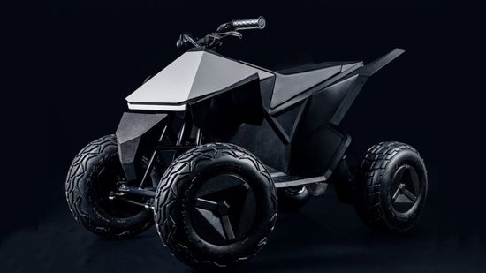 Cyberquad对孩子:婴儿的第一特斯拉”class=