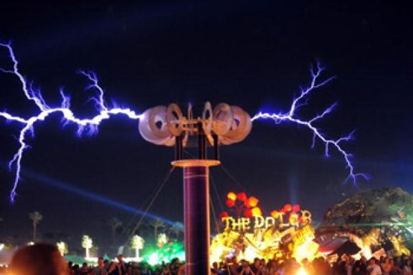 Tesla coil. 