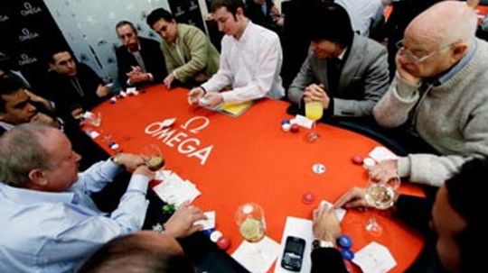 How to Host a Texas Hold 'Em Poker Tournament