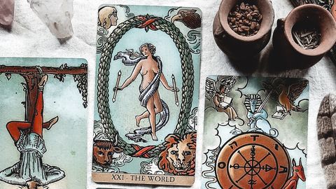 Uncovering The World Tarot Card Meaning - Vimarsana News