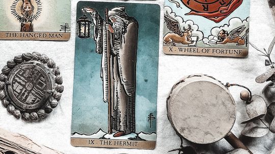 Uncovering The Hermit Tarot Card Meaning
