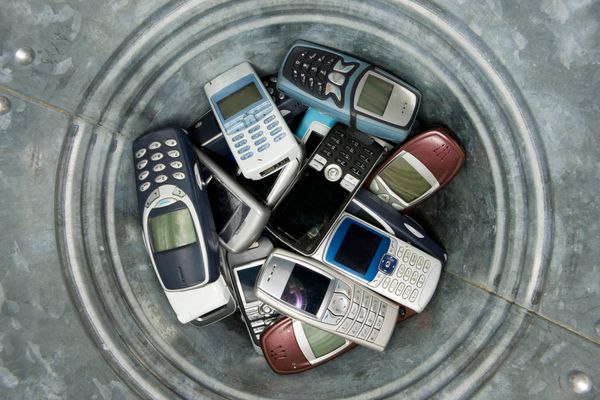 recycled cell phones