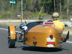 Three-wheel Car Advantages | HowStuffWorks