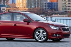 chevy cruze, high tech luxury car, luxury car