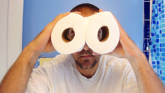 What&rsquo;s the Difference Between Toilet Paper and Tissue?