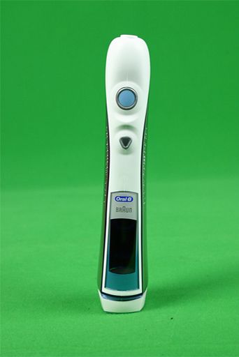 ORAL-B ELECTRIC TOOTHBRUSH  Triumph Professional Care 9400 Power