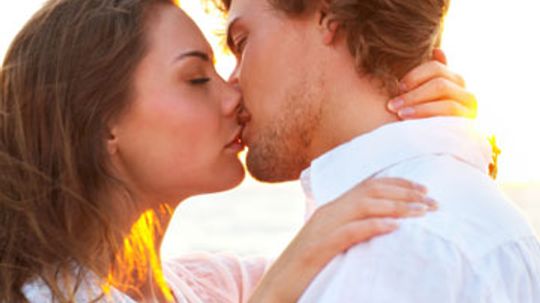 Can too much kissing damage your lips?