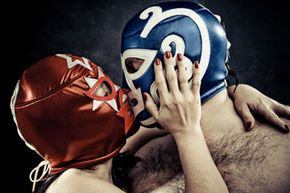 lucha libre kissing