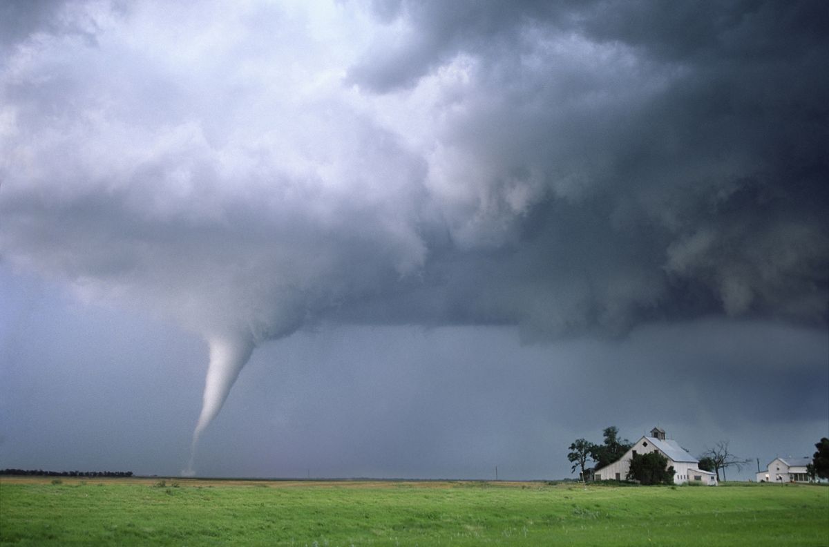 How Tornadoes Work