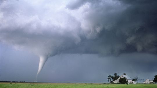 What Causes Tornadoes? How Tornadoes Work