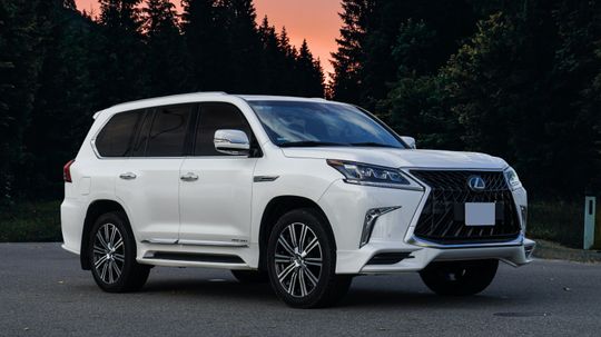 The Ultimate Guide to Towing Capacity for Lexus SUVs