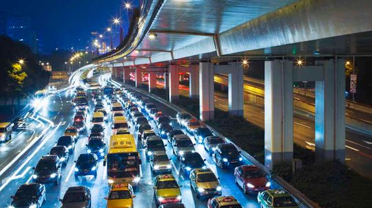 How Traffic Jam Assistance Systems Work