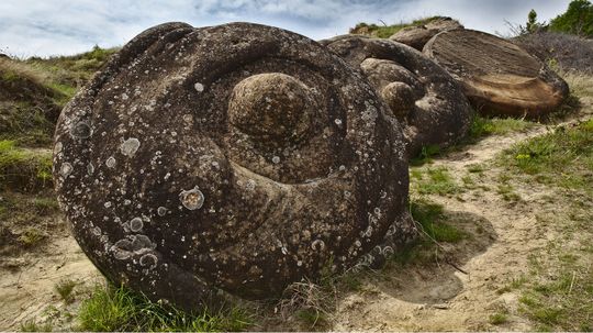 Trovants Are Stones That Seem to Grow, Move and Reproduce