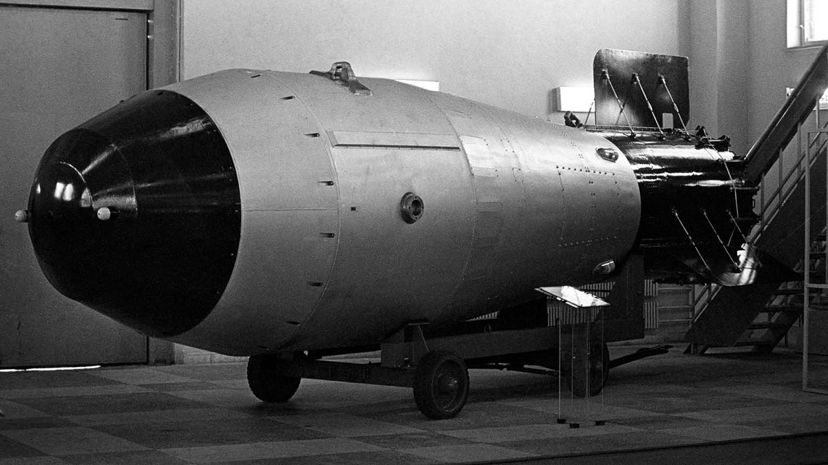 Tzar Bomba, broń atomowa, pocisk balistyczny
