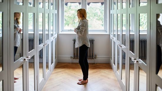 为什么有些衬衫总是骑吗”class=