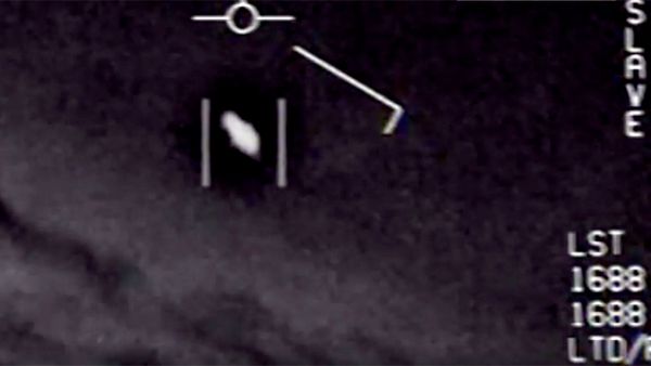 Scientists Want You to Say 'UAPs', Not 'UFOs'