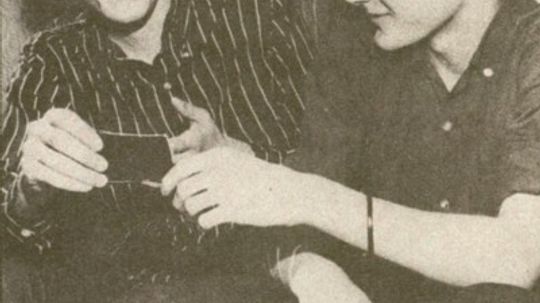 不明飞行物恶作剧”width=