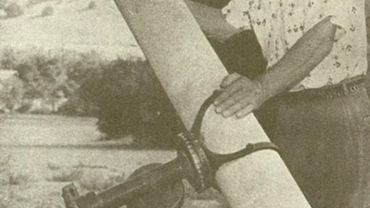 解释了不明飞行物”width=