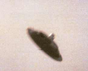 close-up of photo of ufo in oregon