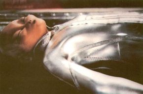 Impressionable people believe this widely published photograph shows the body of an extraterrestrial humanoid recovered from the crash site of a flying saucer. In fact, the figure in the picture, taken in 1981, is a max doll displayed in a museum in Montreal.
