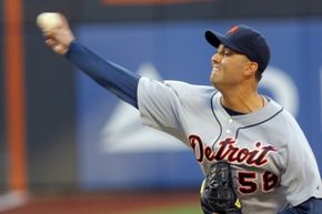 Armando Galarraga pitching